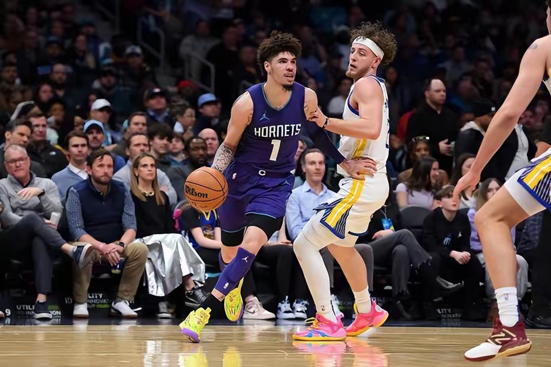 勇士力挫黄蜂,再度取得胜利 勇士力挫黄蜂,再度取得胜利