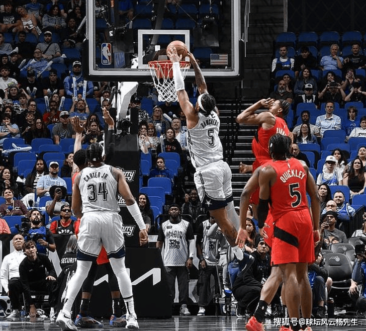 猛龙惨败热火,吞下三连败 猛龙惨败热火,吞下三连败