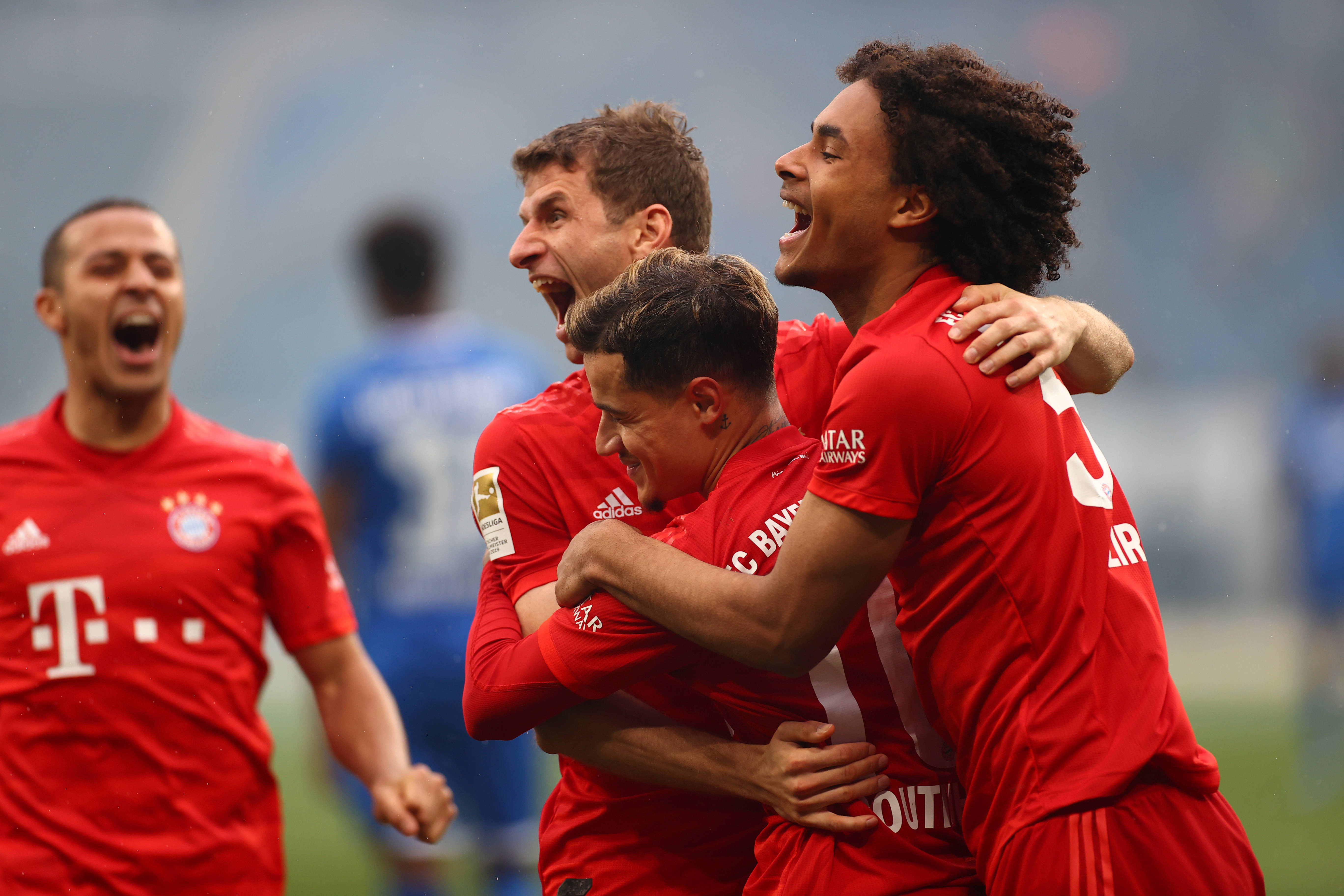 拜仁慕尼黑逆袭!德甲领先优势突显,豪取联赛头名 拜仁慕尼黑逆袭!德甲领先优势突显,豪取联赛头名