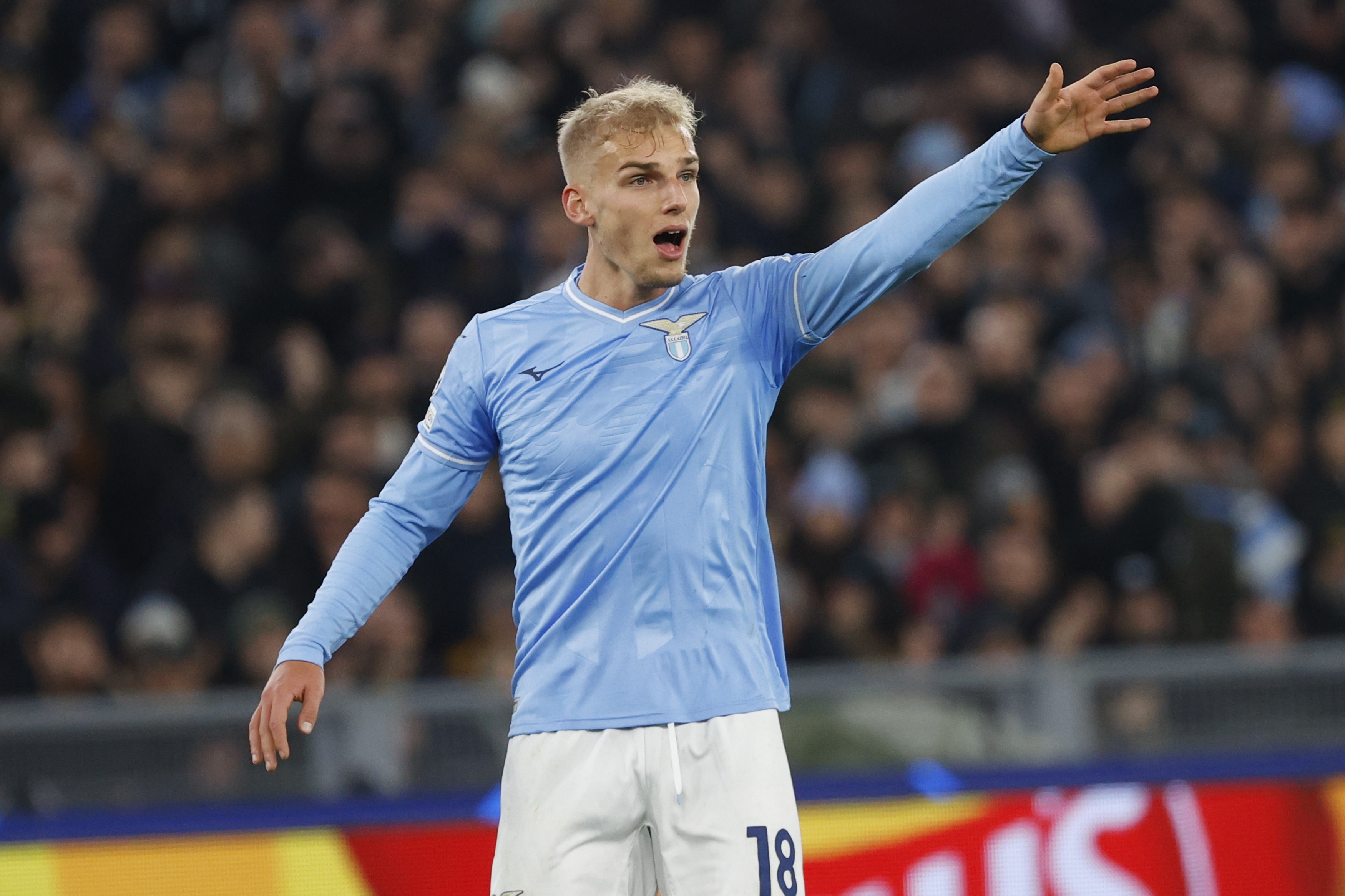 熊猫体育手机客户端-拉齐奥凭借进球功臣获得胜利