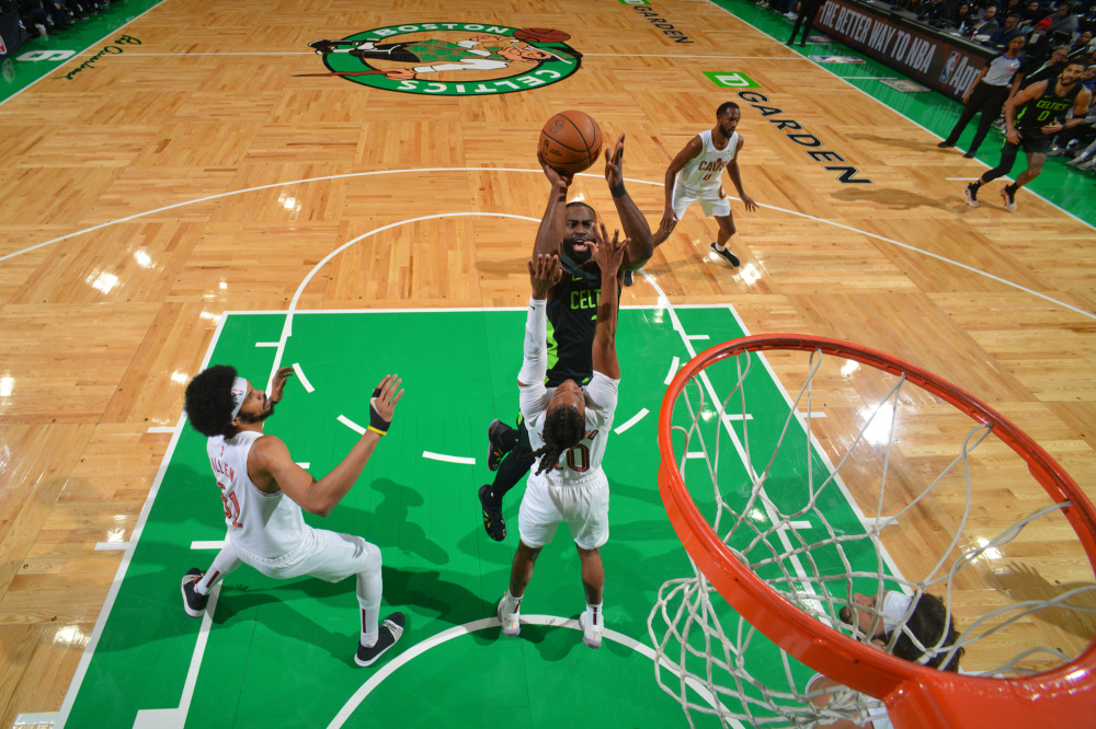 熊猫体育下载-快船逆转击败凯尔特人