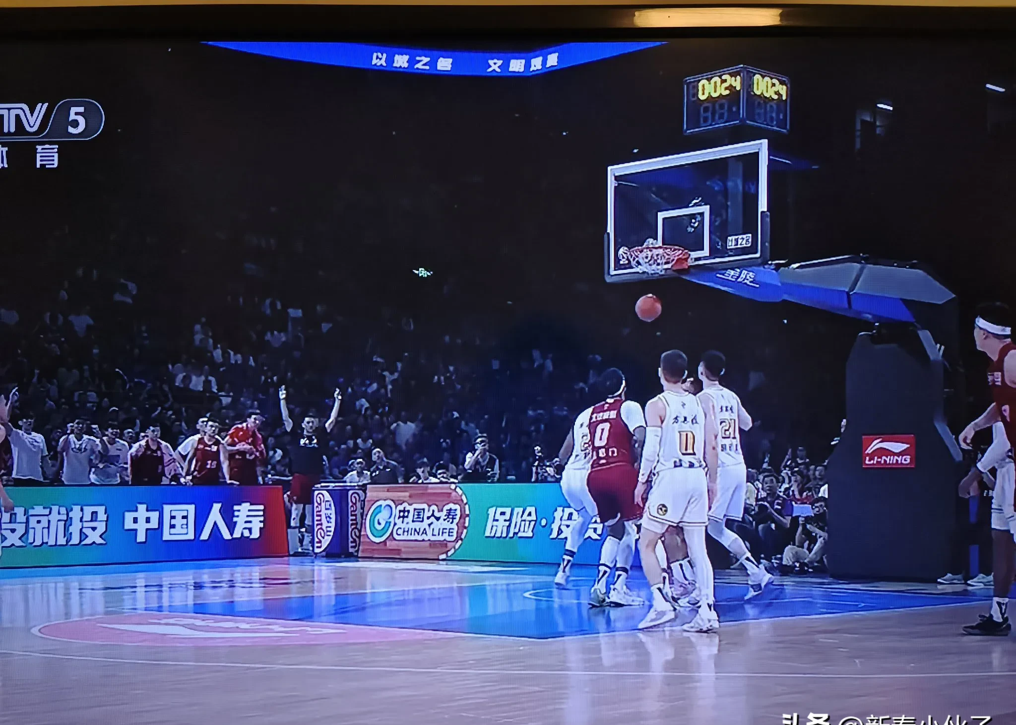 熊猫体育官方网站-包含强队交锋中的精彩瞬间成为瞩目焦点的词条